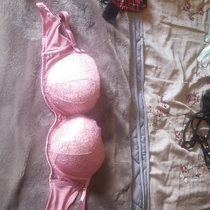 Victoria Secret 36DDD Bra